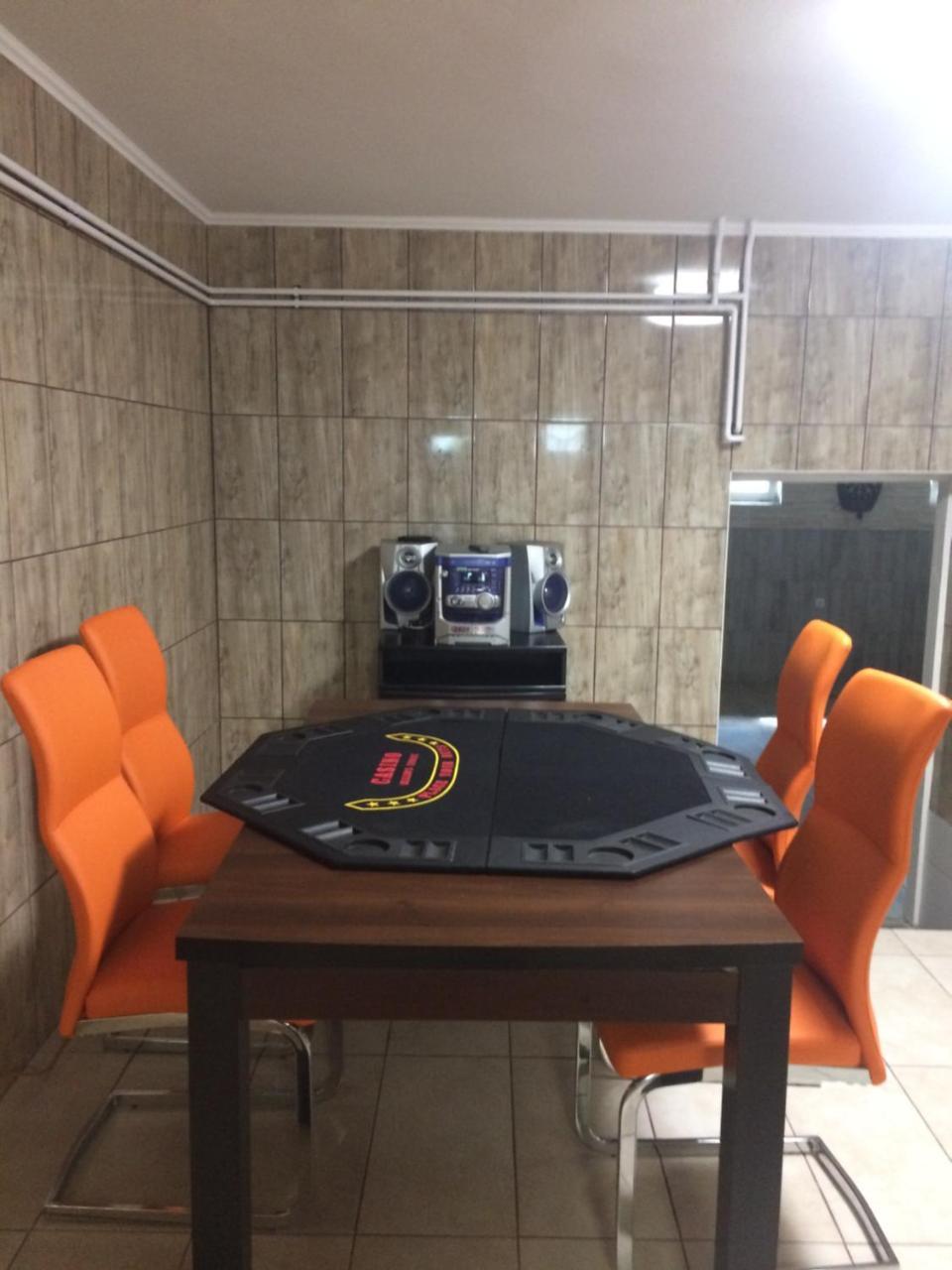 Bakonyi Mamutfenyo Vendeghaz Apartment Tes Ngoại thất bức ảnh